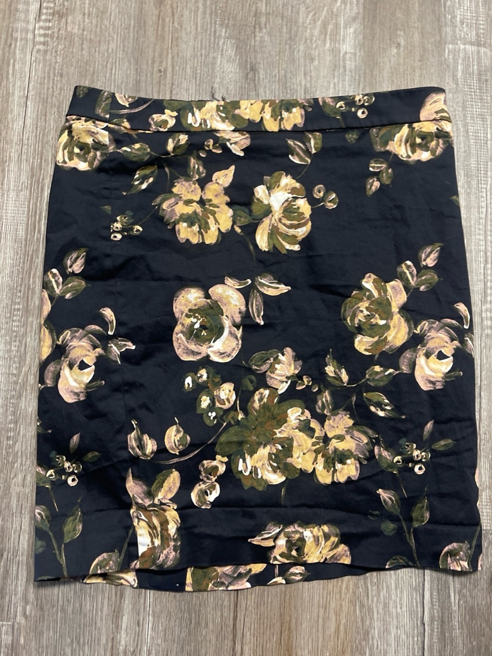 J. Crew Floral black Pencil Skirt womens size 12